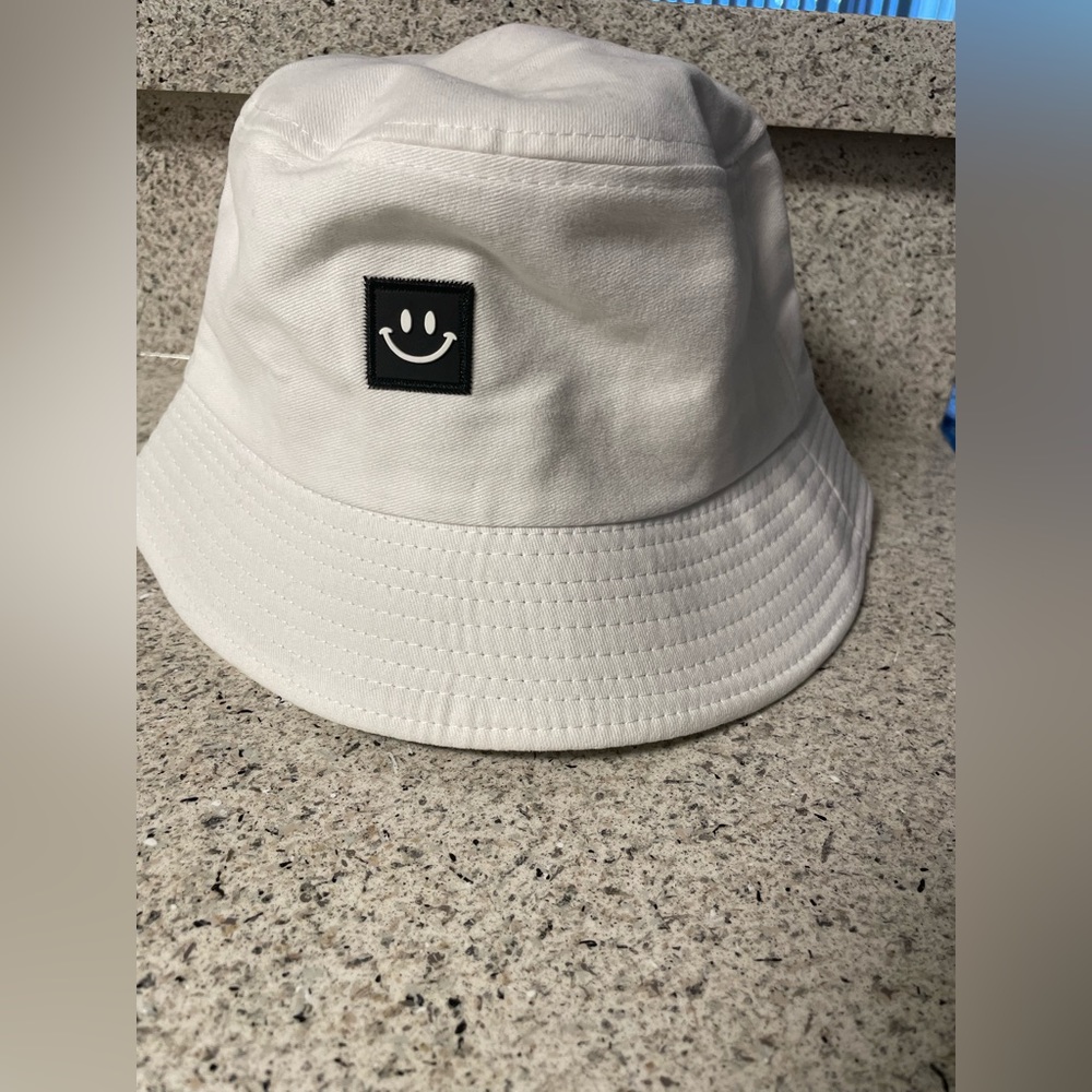 Happy Face Bucket Hat in White